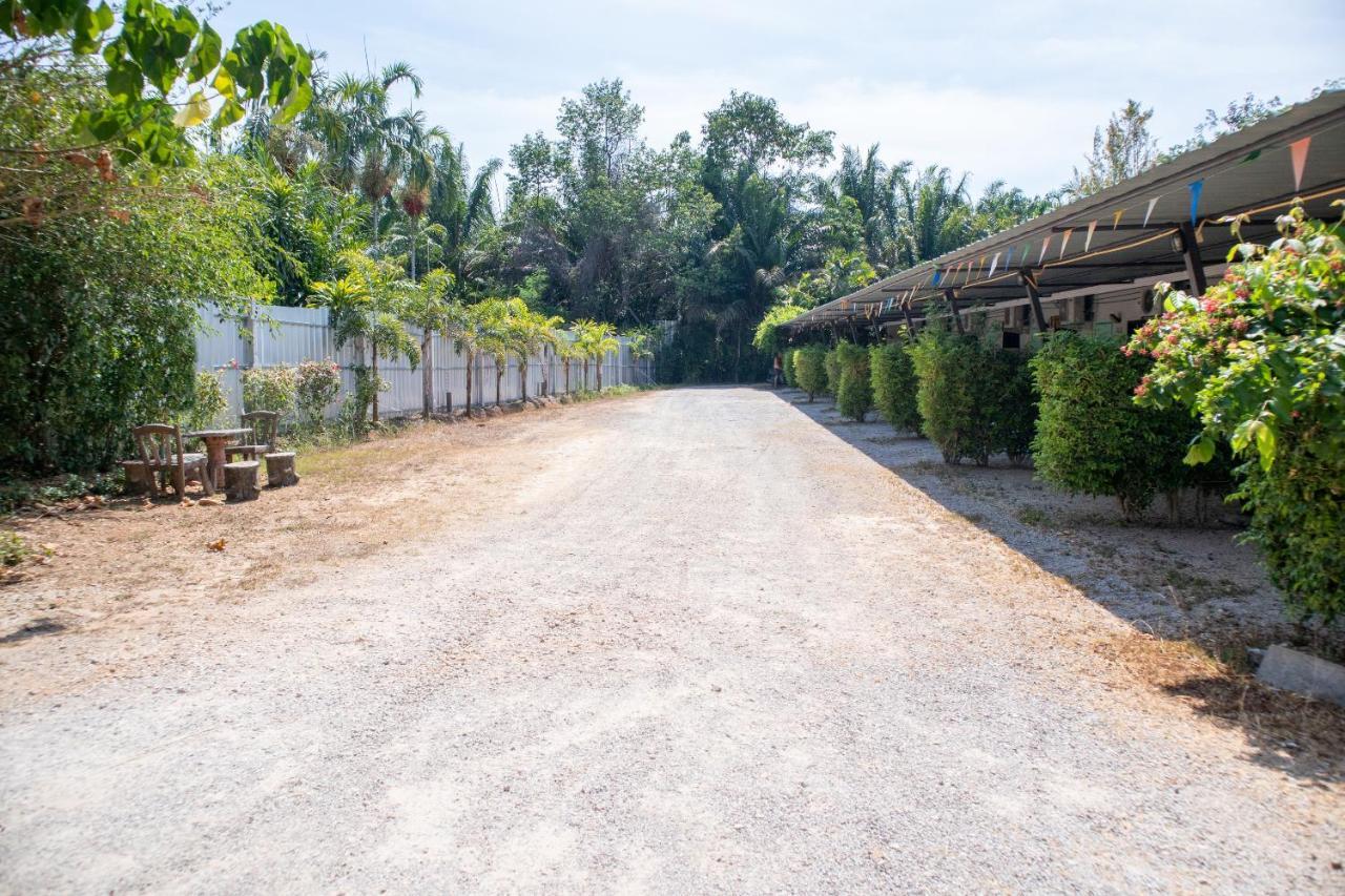 ホテル Oyo 627 サイ タイ ガーデン ホーム トラベル Ao Nang エクステリア 写真